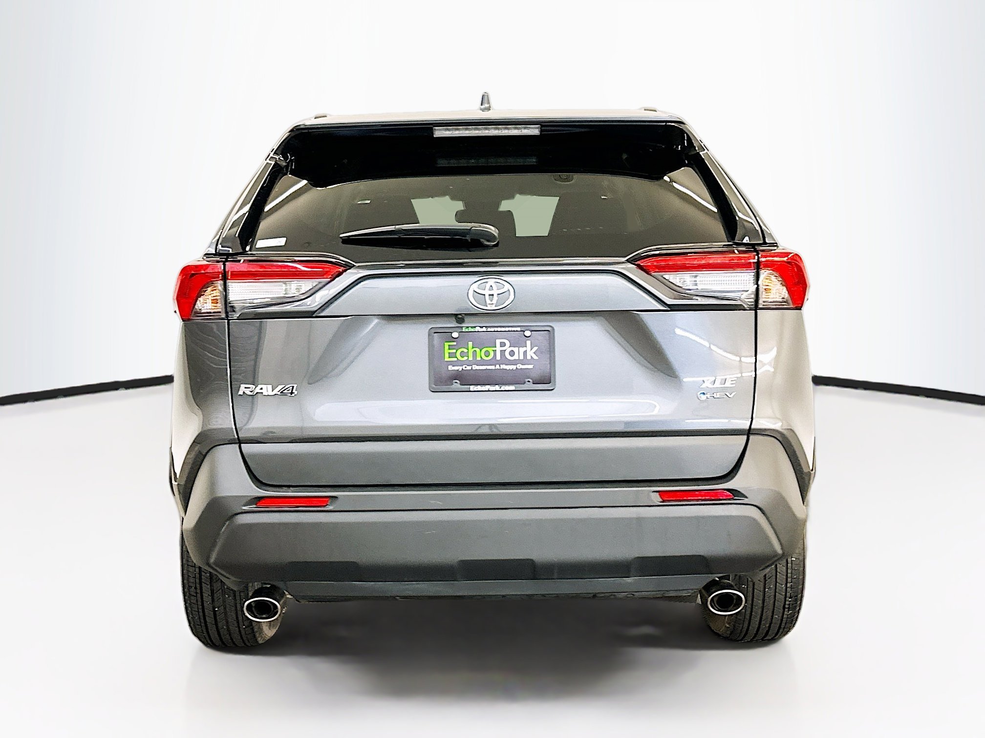 Used 2025 Toyota RAV4 XLE image 7