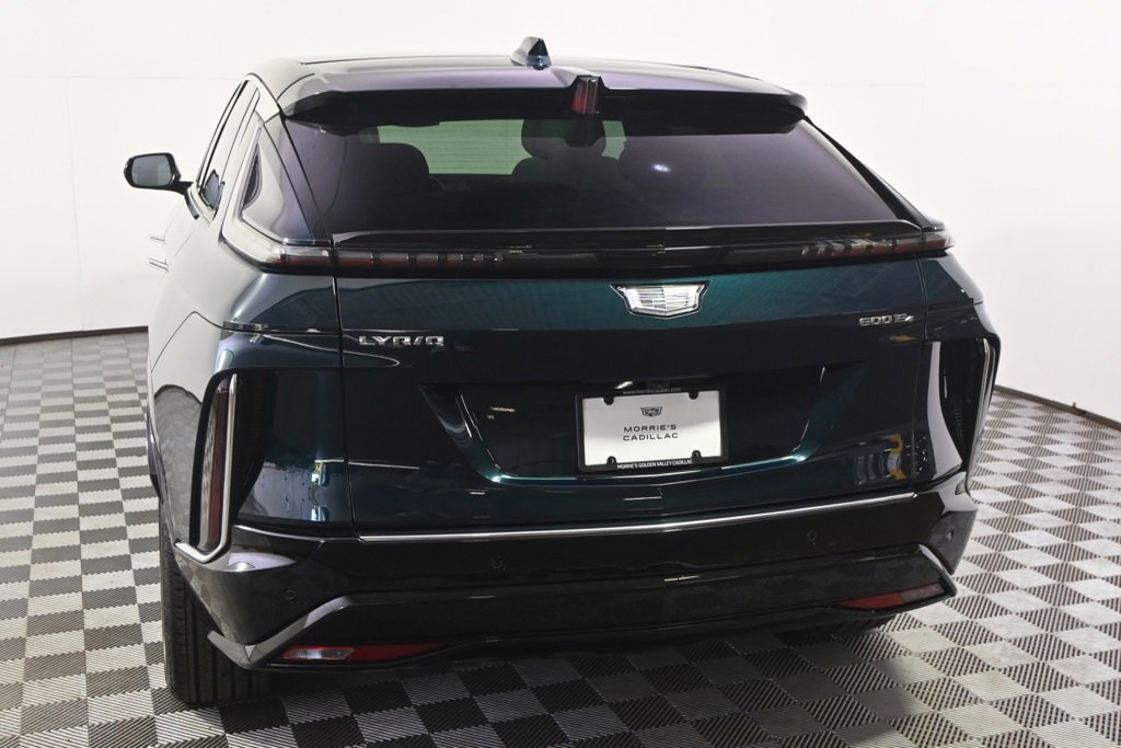 New 2025 Cadillac Lyriq Luxury image 4