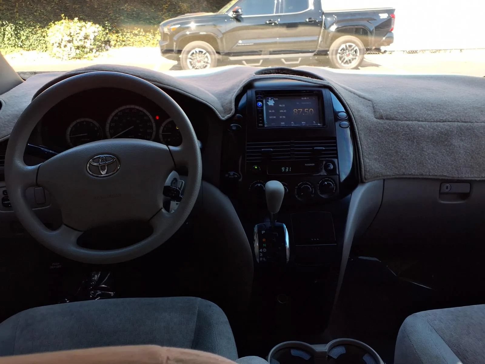 Used 2005 Toyota Sienna CE FWD image 17