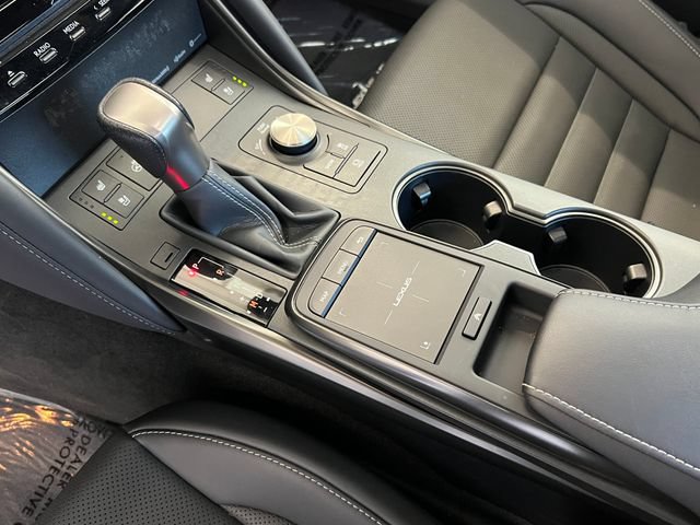 Used 2025 Lexus IS 350 F Sport w/ Navigation Package RWD image 26