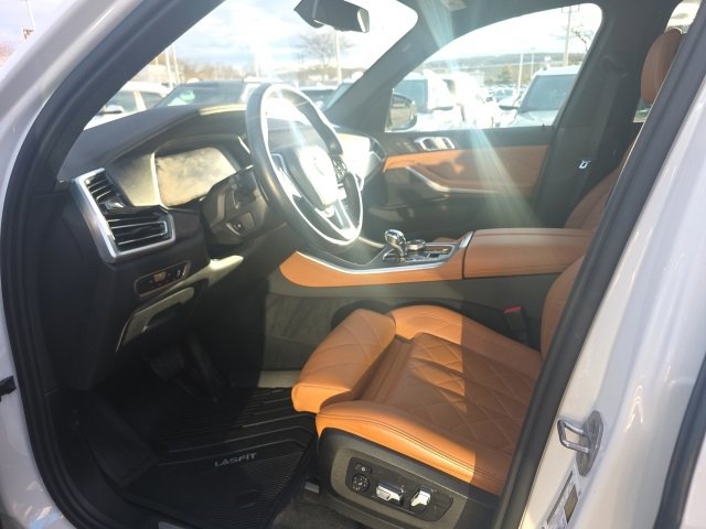 Used 2023 BMW X5 xDrive40i w/ Executive Package image 15