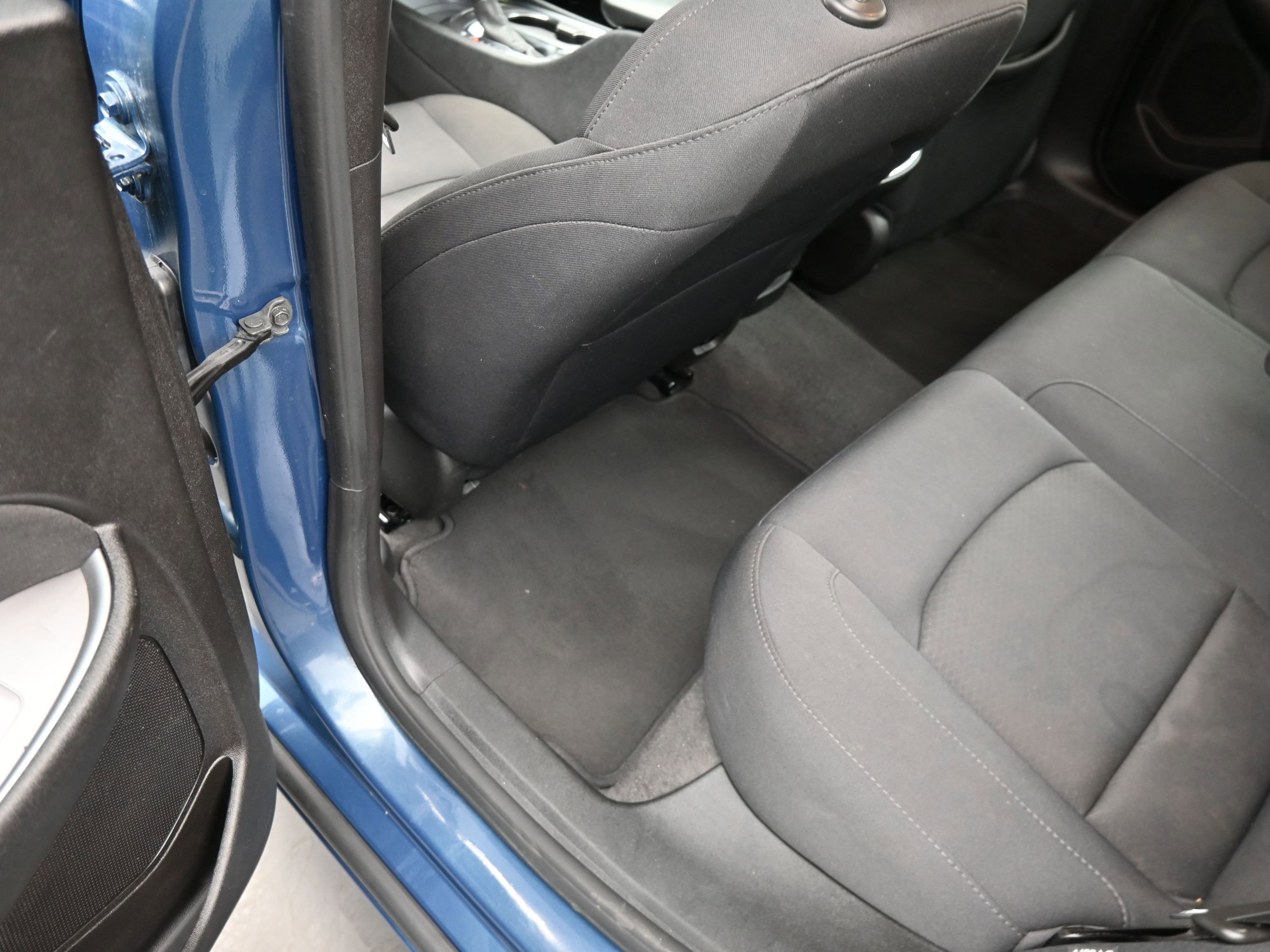 Used 2024 Chevrolet Malibu LT FWD image 18