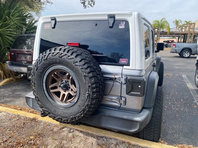 Used 2021 Jeep Wrangler Unlimited Islander image 5