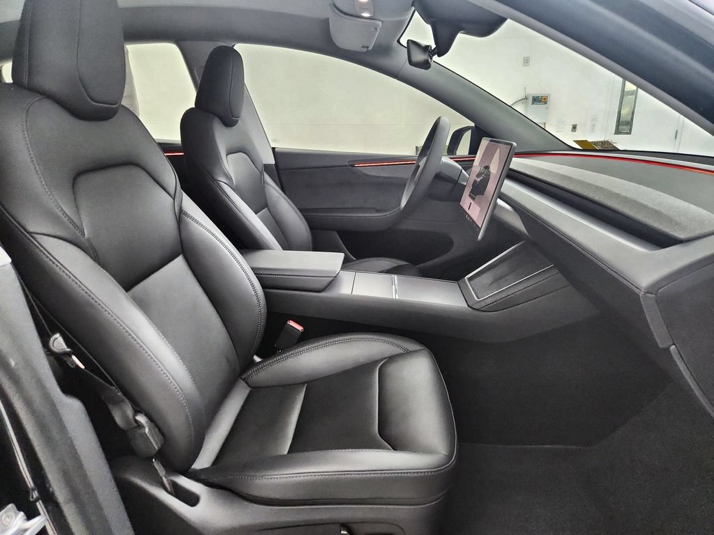 Used 2026 Tesla Model Y AWD image 36