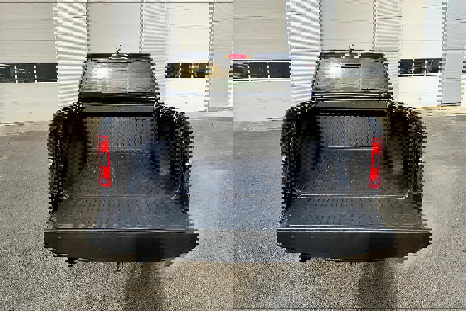 Used 2025 RAM 1500 Tradesman w/ Night Edition image 19