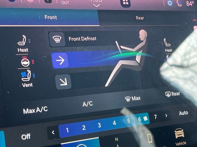 Used 2023 Jeep Wagoneer L Series III w/ Preferred Equipment Group image 41