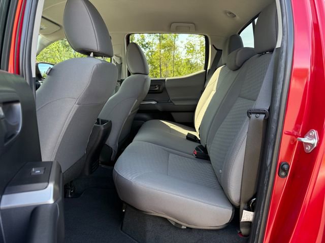 Used 2022 Toyota Tacoma SR5 RWD image 9