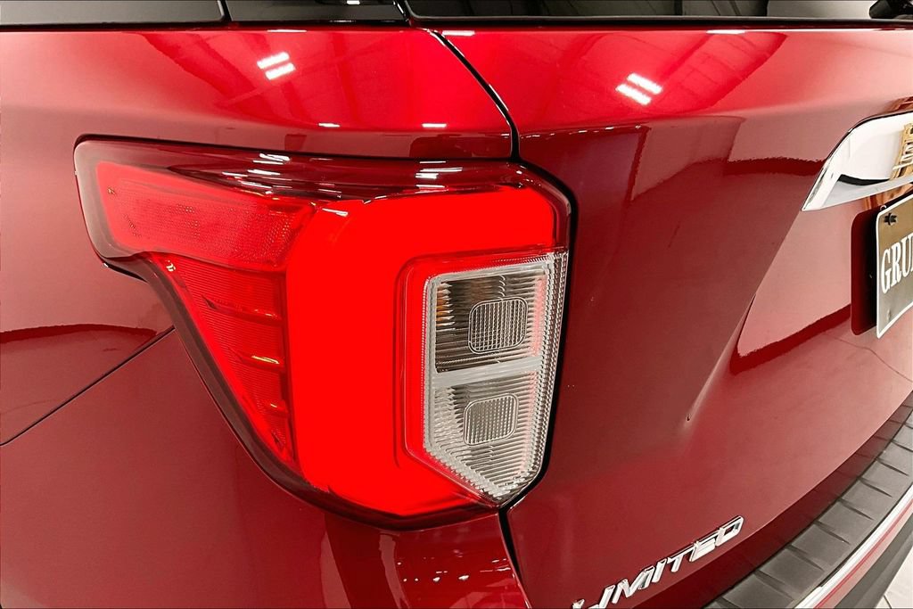 Used 2022 Ford Explorer Limited w/ Equipment Group 301A RWD image 38