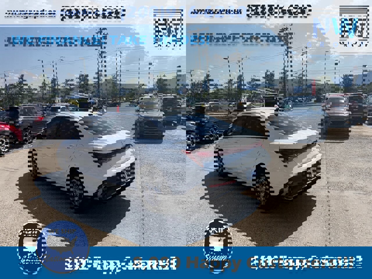 Used 2024 Hyundai Elantra SE image 31