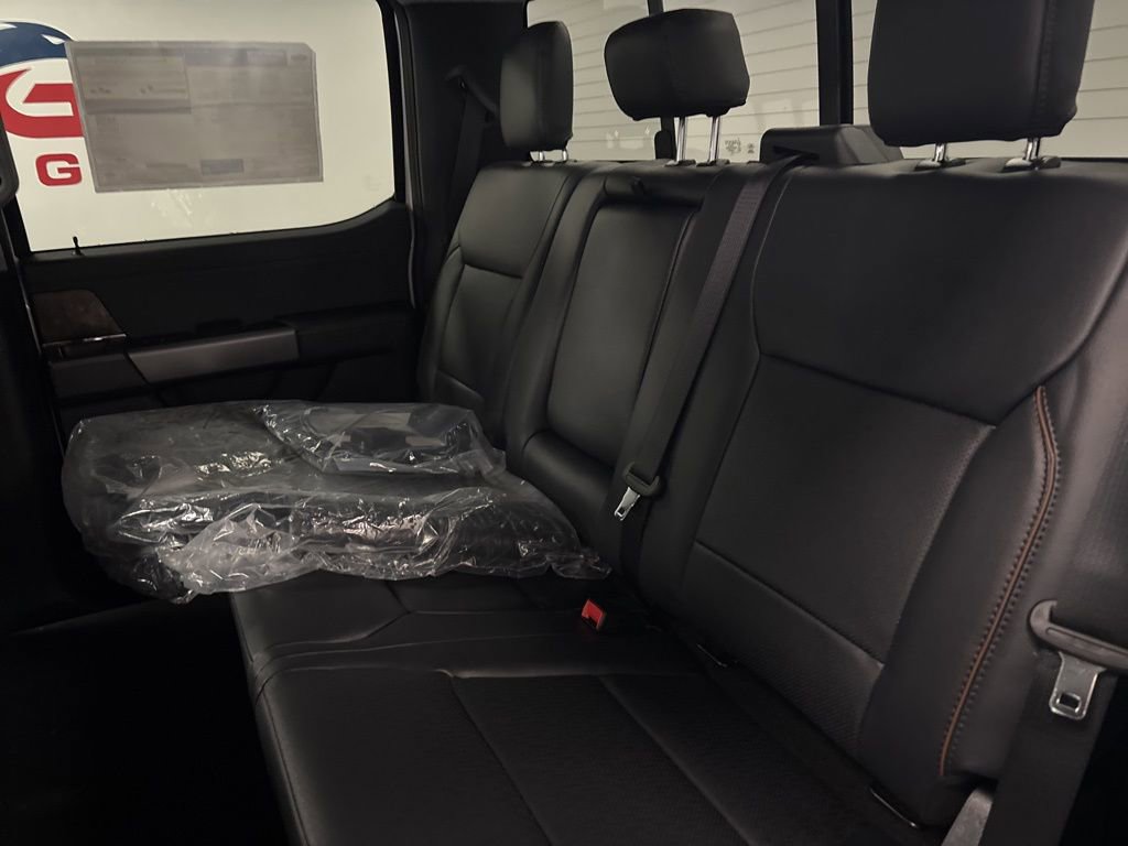 New 2026 Ford F250 Lariat w/ Black Appearance Package AWD/4WD image 33