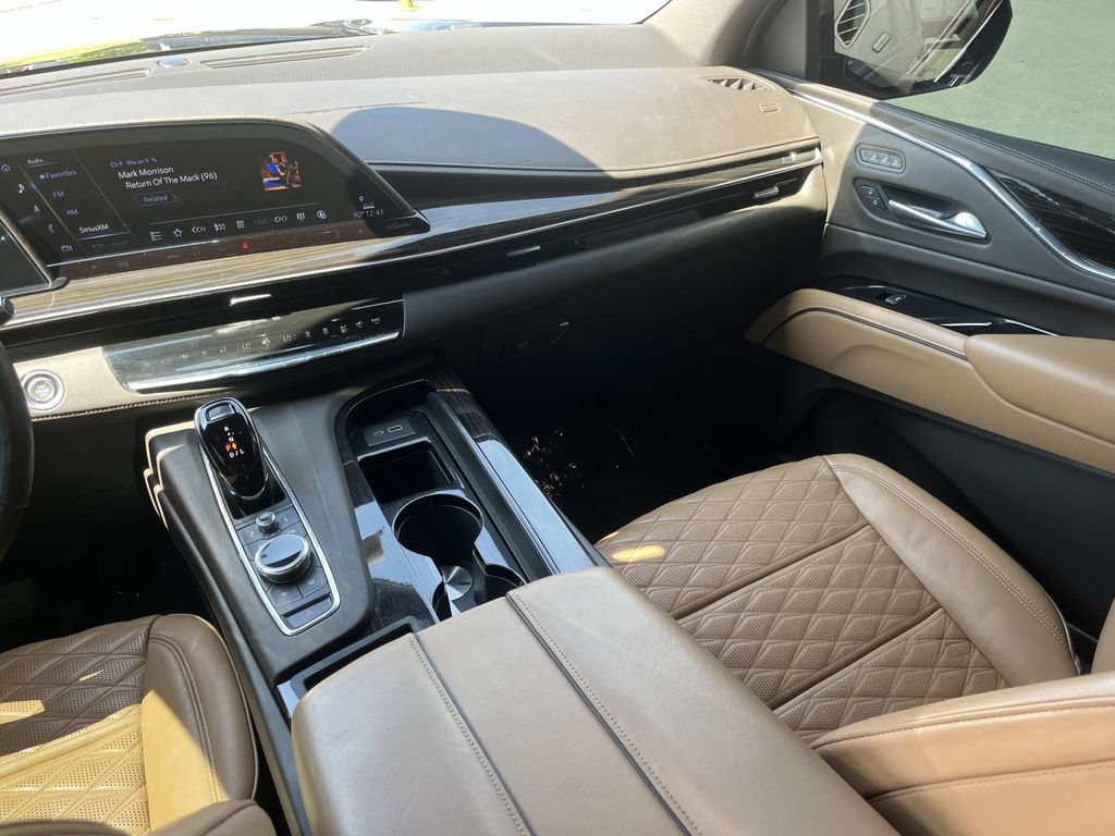 Used 2023 Cadillac Escalade Sport w/ Touring Package AWD/4WD image 15