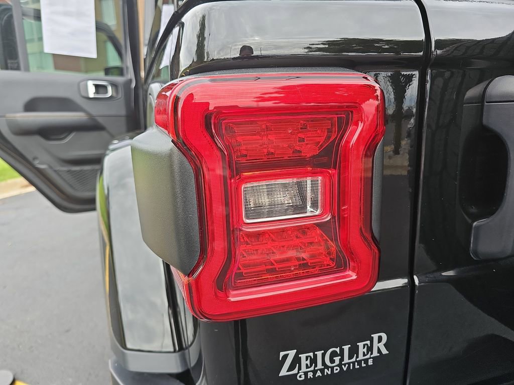 Certified 2024 Jeep Wrangler Sahara image 32