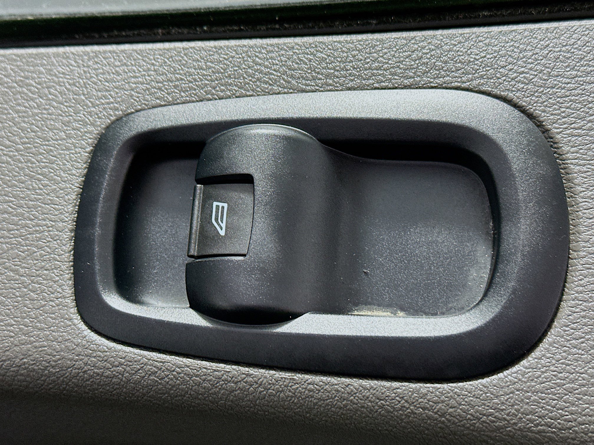 Used 2024 Ford Transit 250 Base w/ Exterior Upgrade Package image 25