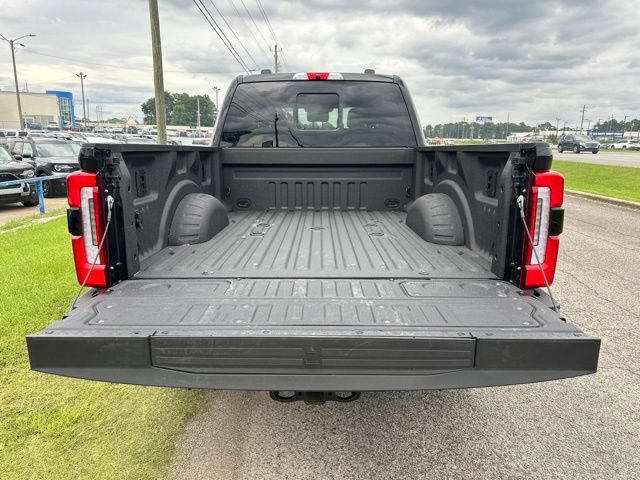 Used 2026 Ford F250 Platinum w/ FX4 Off-Road Package AWD/4WD image 11