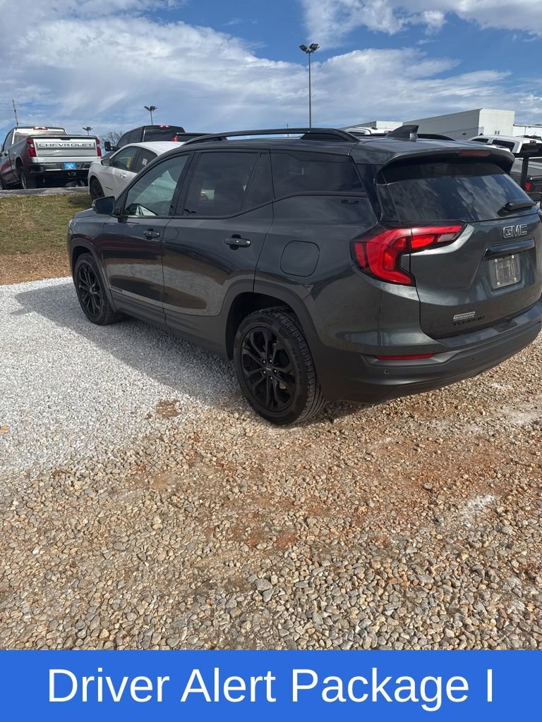 Used 2020 GMC Terrain SLE w/ Driver Convenience Package image 4
