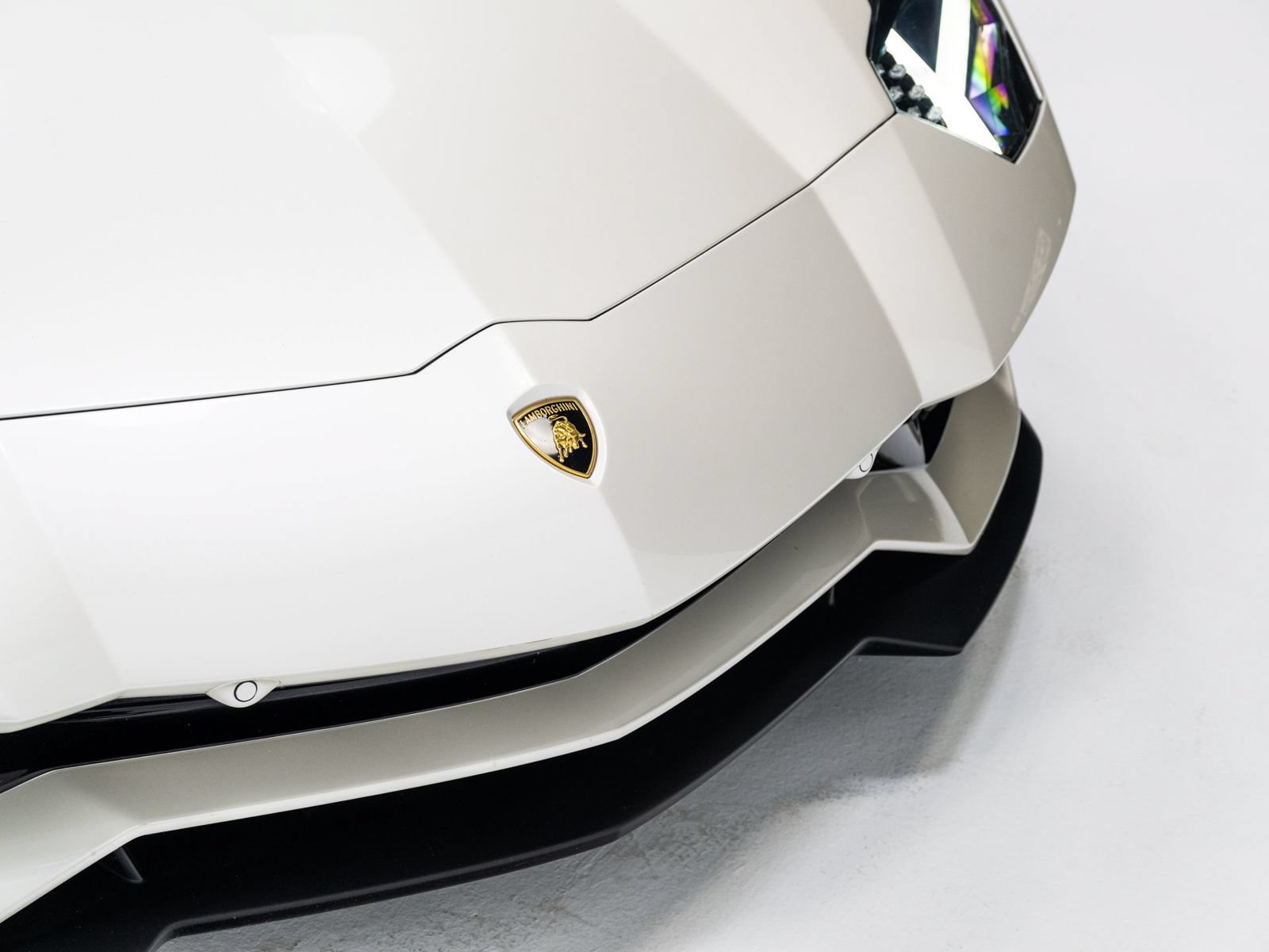 Used 2018 Lamborghini Aventador S AWD/4WD image 19