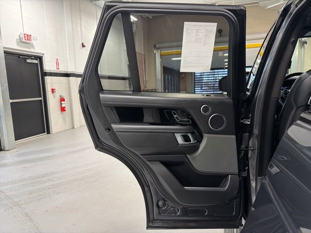 Used 2021 Land Rover Range Rover Autobiography image 26