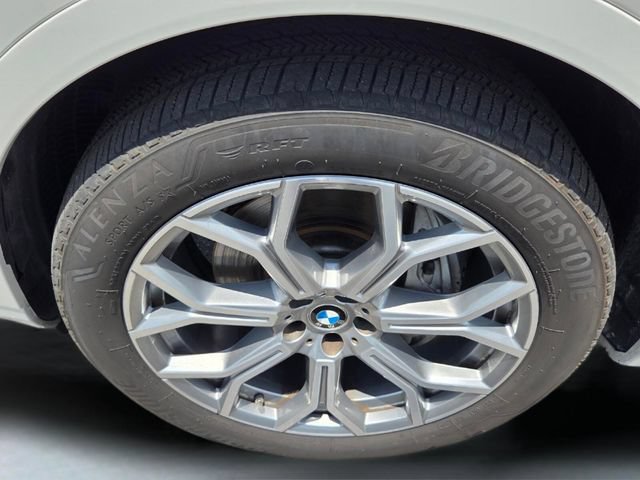 Used 2025 BMW X7 xDrive40i w/ Premium Package AWD/4WD image 19