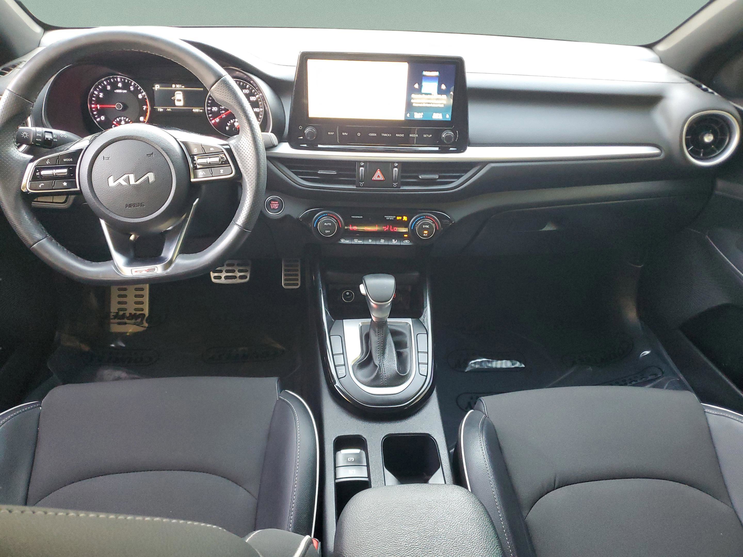 Certified 2024 Kia Forte GT-Line FWD image 9