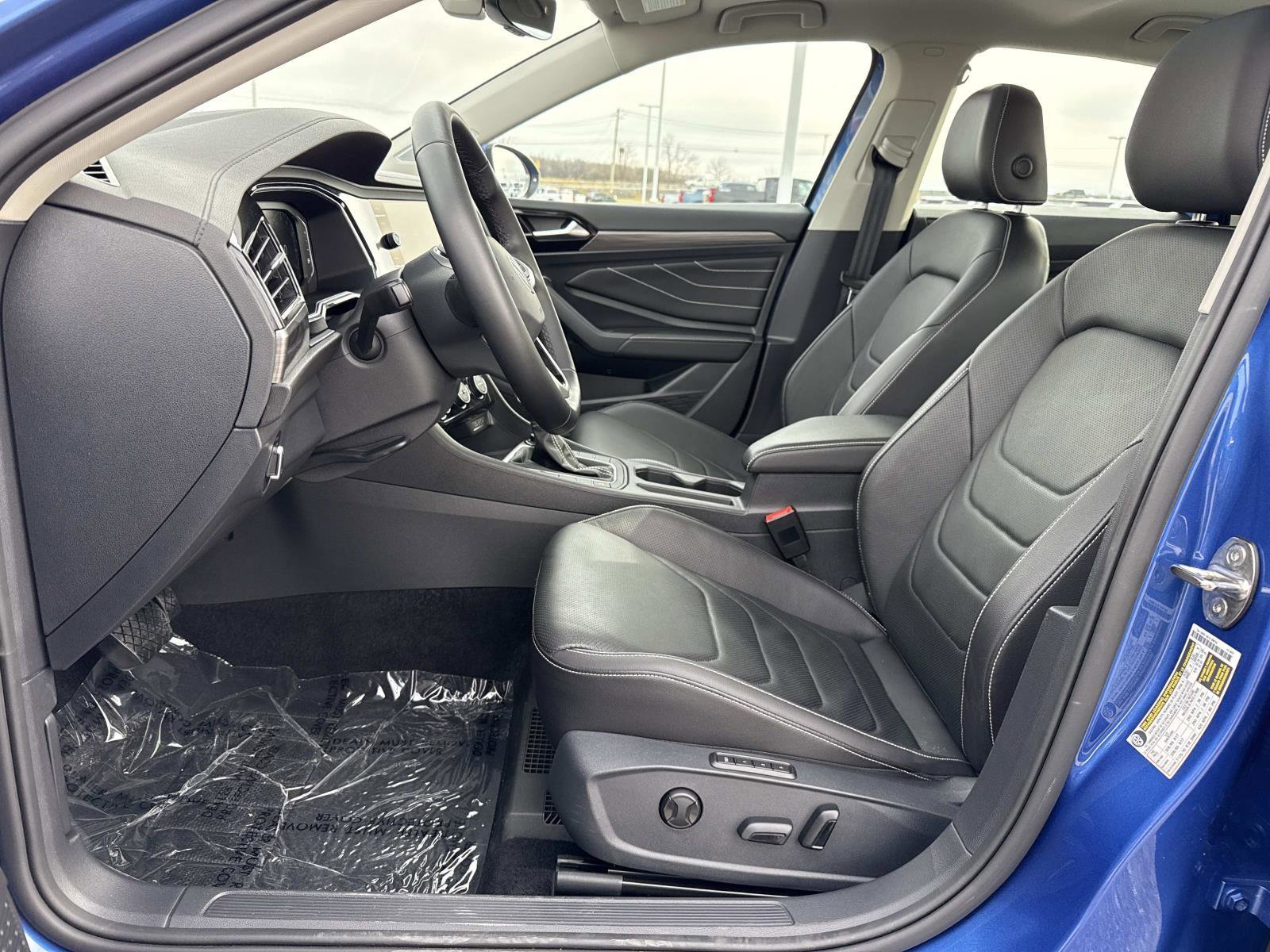 Used 2022 Volkswagen Jetta SEL image 23