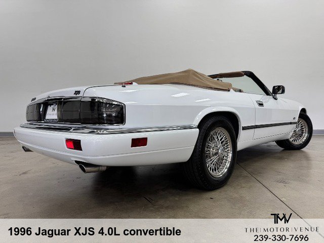 Used 1996 Jaguar XJS 4.0 Convertible RWD image 14