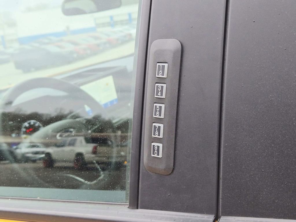 Used 2023 Ford Maverick Lariat w/ Lariat Luxury Package image 21