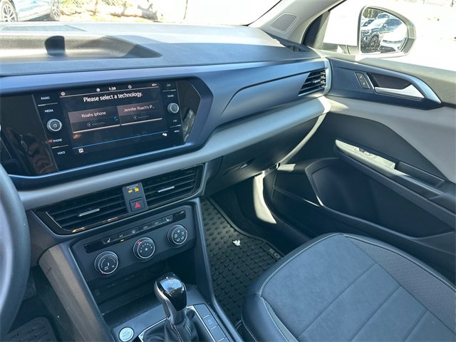 Used 2022 Volkswagen Taos SE image 20