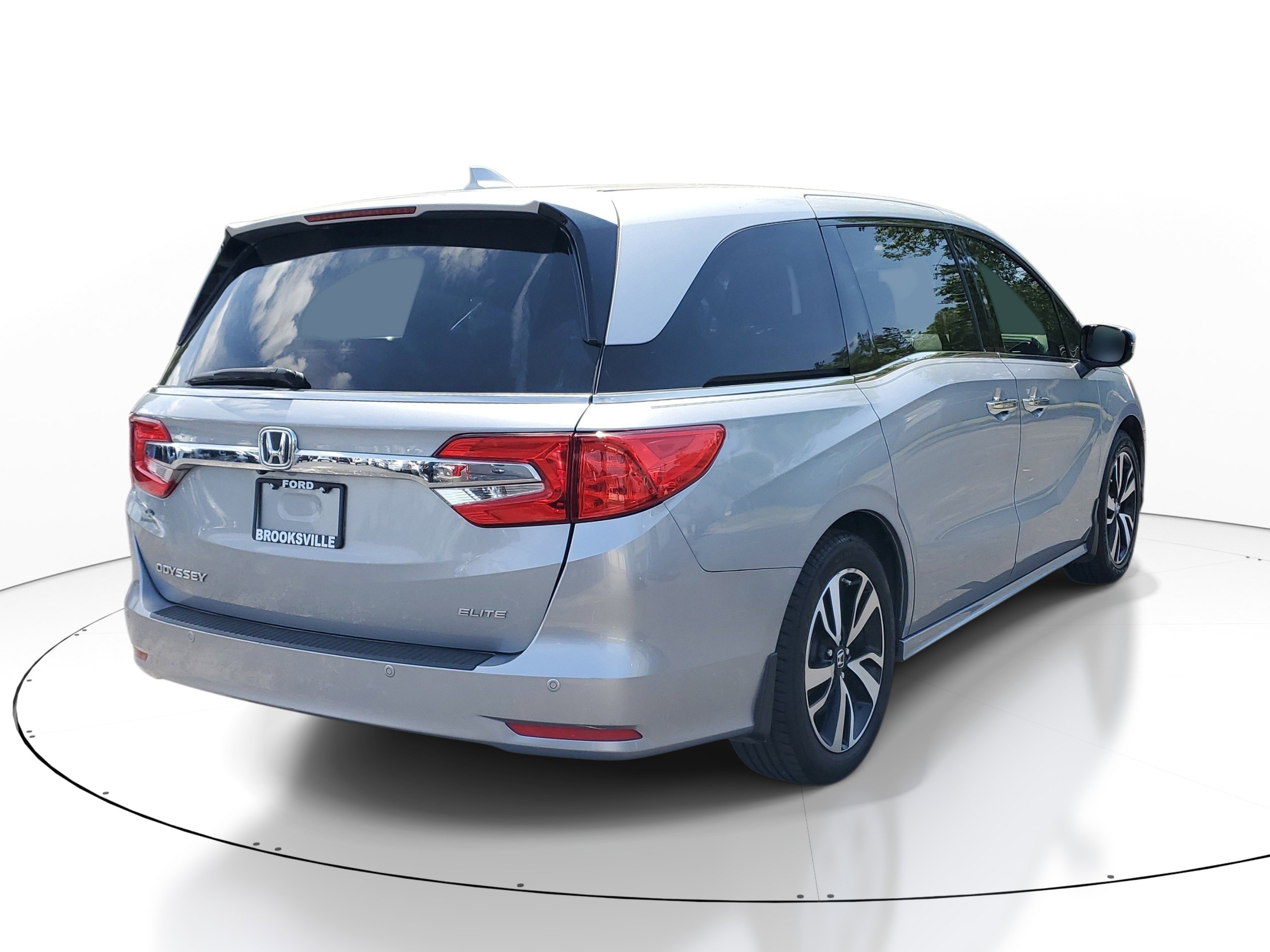 Used 2019 Honda Odyssey Elite image 6