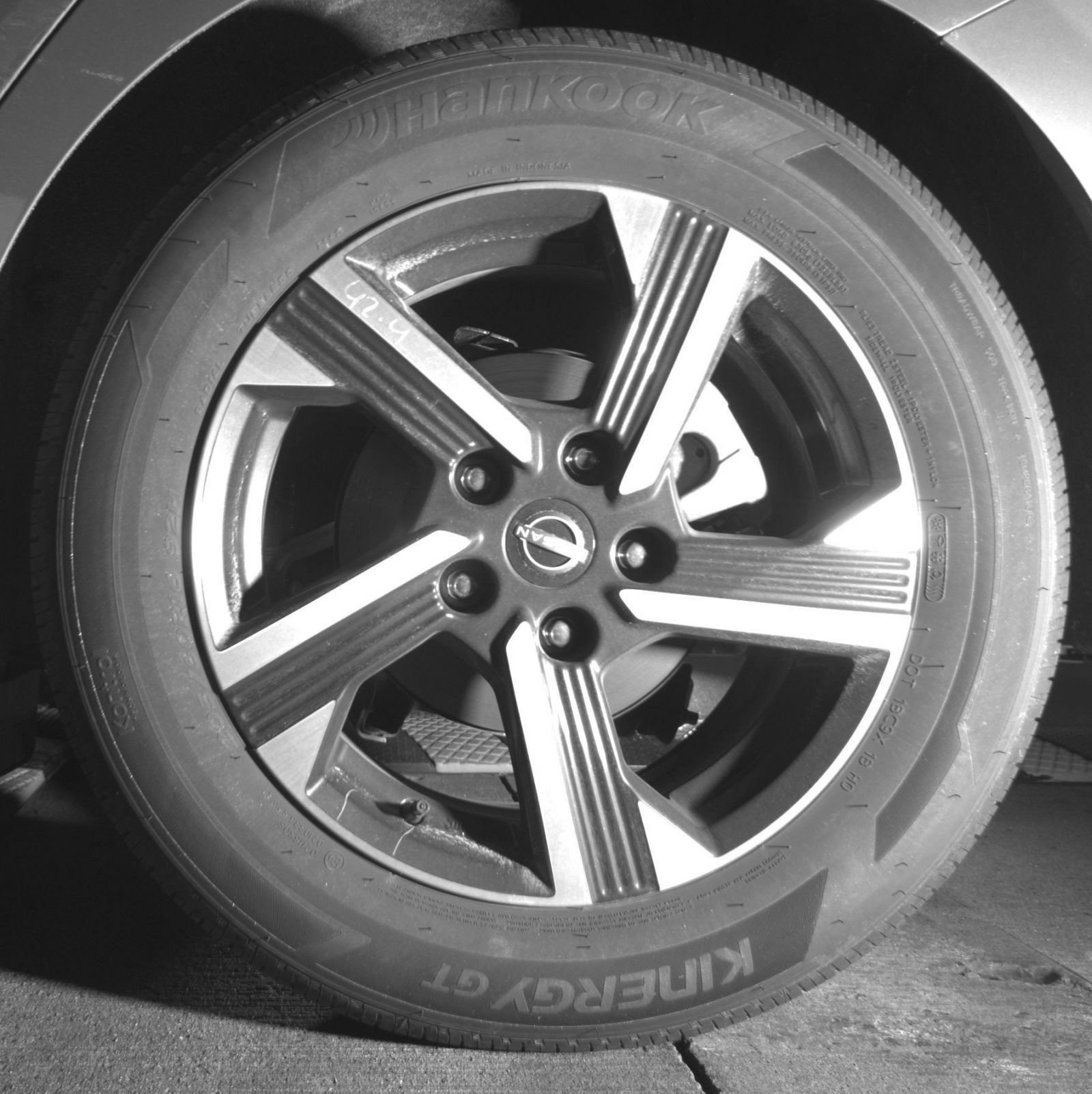 Used 2025 Nissan Sentra SV FWD image 17