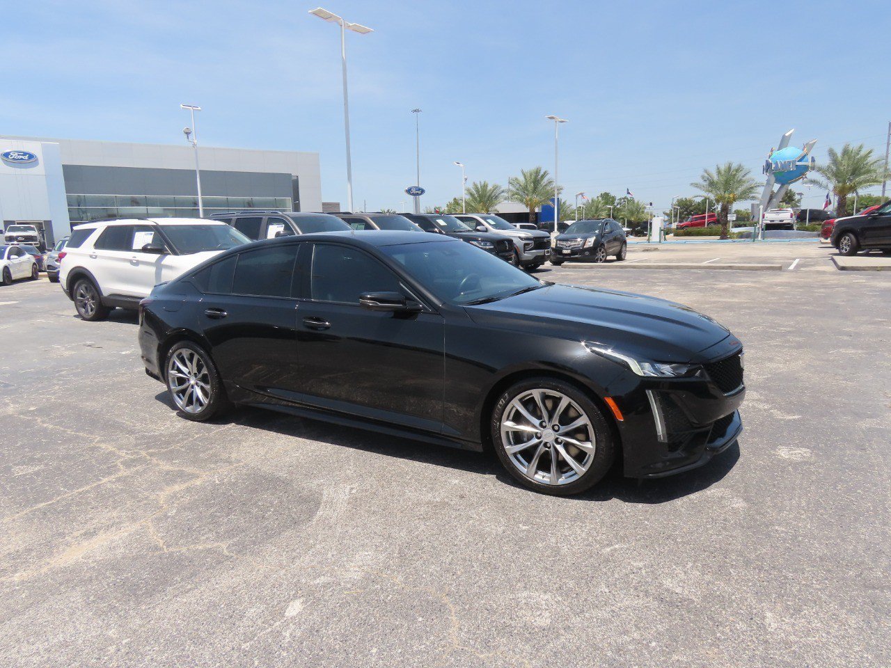 Used 2023 Cadillac CT5 V w/ Premium Package RWD image 7