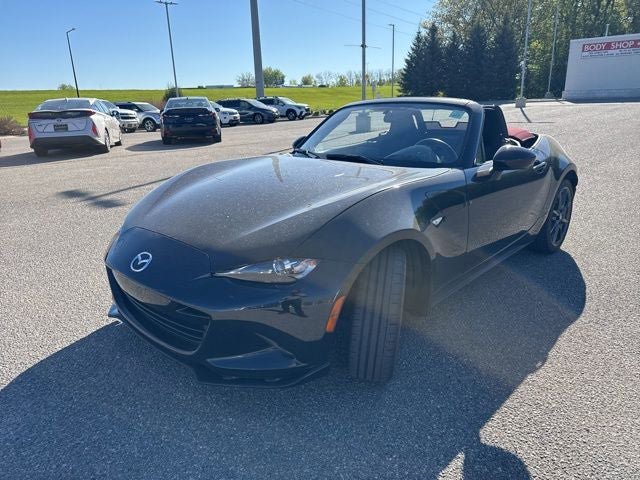 Used 2018 MAZDA MX-5 Miata Club RWD image 5