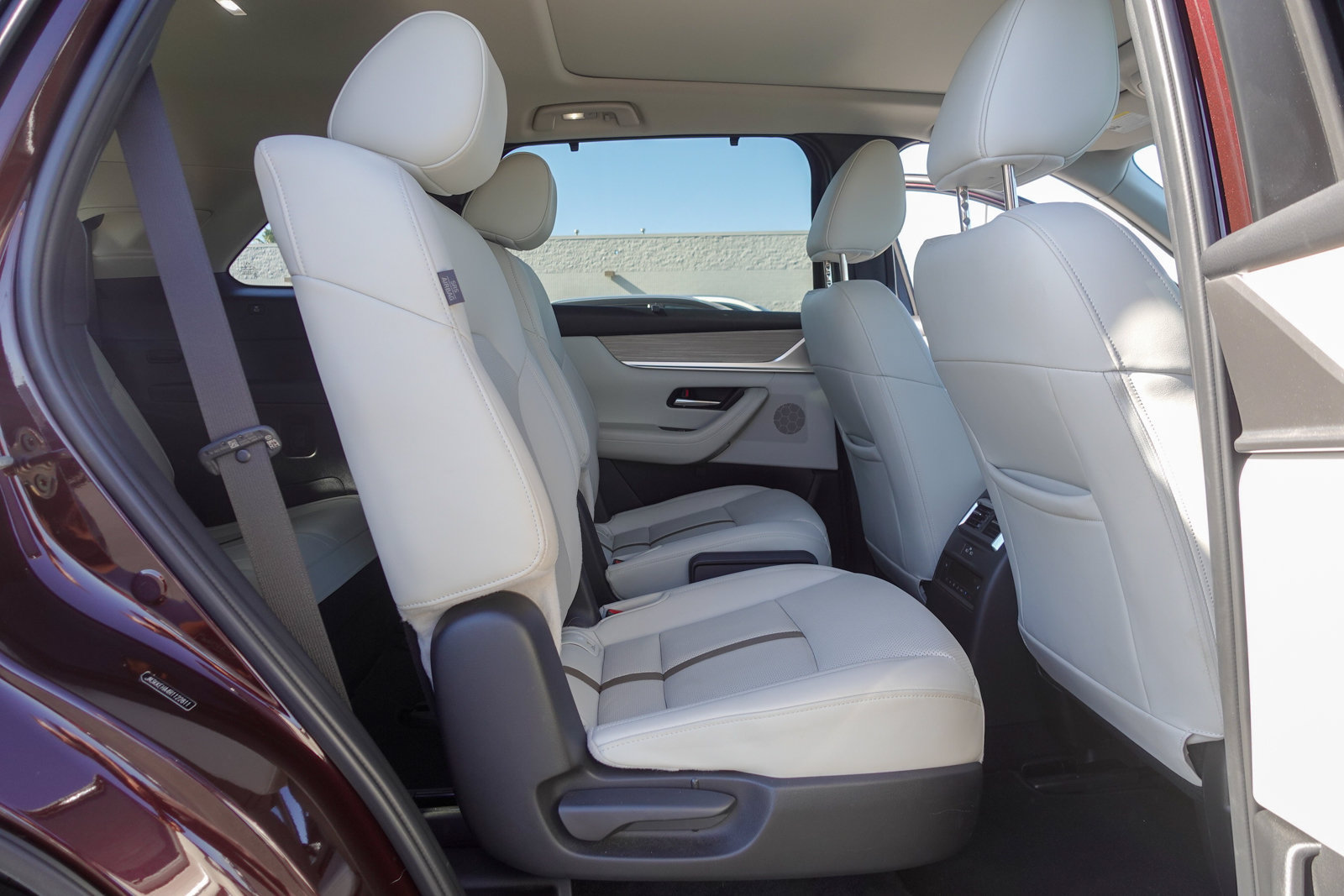 Certified 2024 MAZDA CX-90 Plug-In Hybrid w/ Premium Plus AWD/4WD image 16