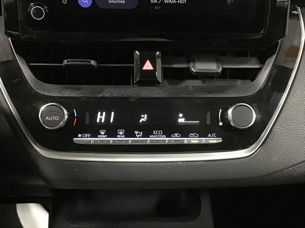Certified 2024 Toyota Corolla LE FWD image 17