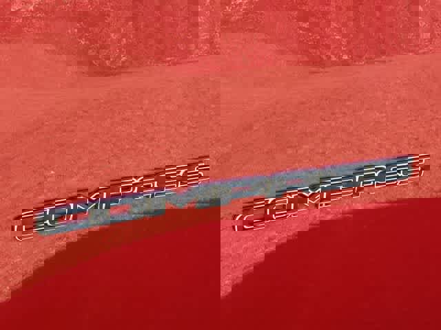 Used 2018 Jeep Compass Limited w/ Navigation Group image 27