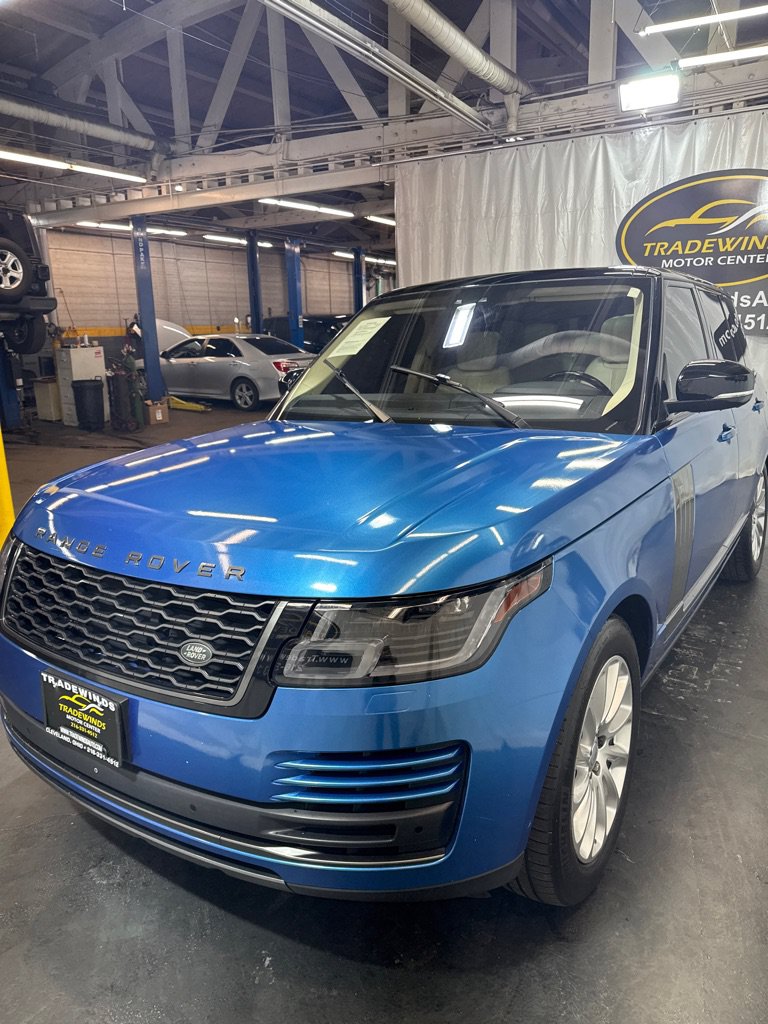 Used 2019 Land Rover Range Rover HSE AWD/4WD image 3