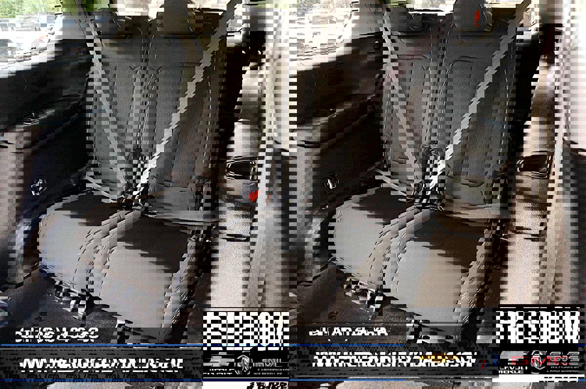 Used 2023 Jeep Grand Cherokee L Laredo image 11