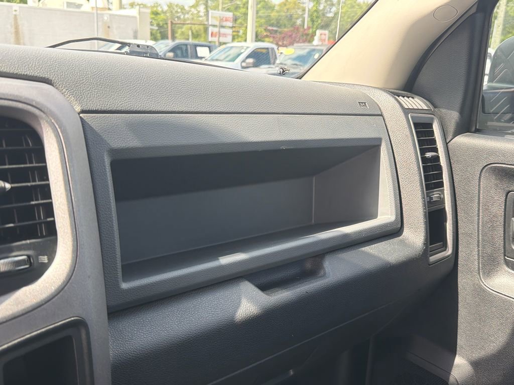Used 2014 RAM 1500 Tradesman RWD image 33