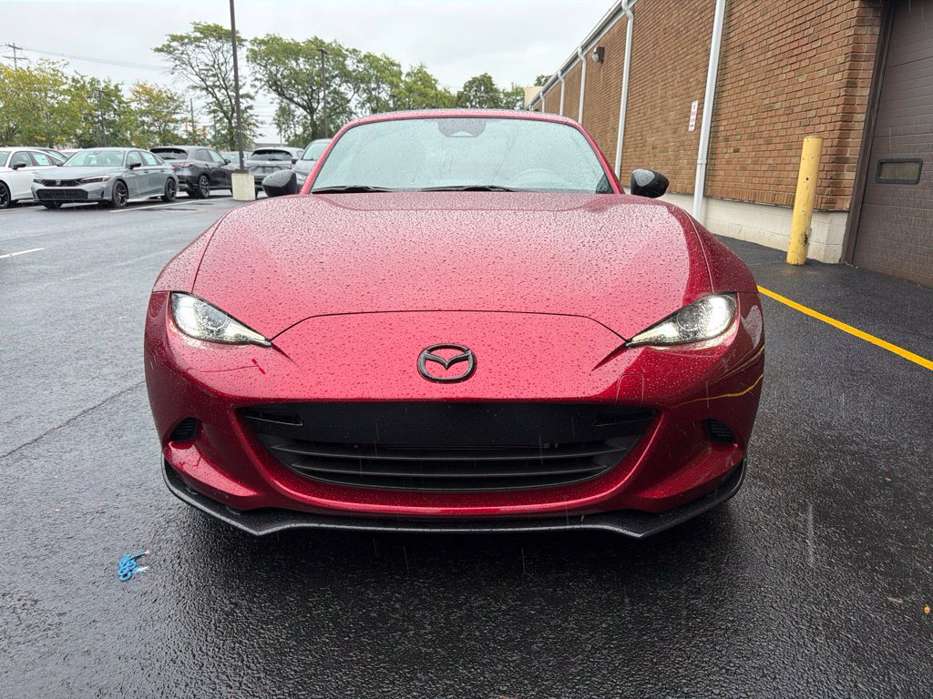 Used 2024 MAZDA MX-5 Miata RF Club RWD image 3