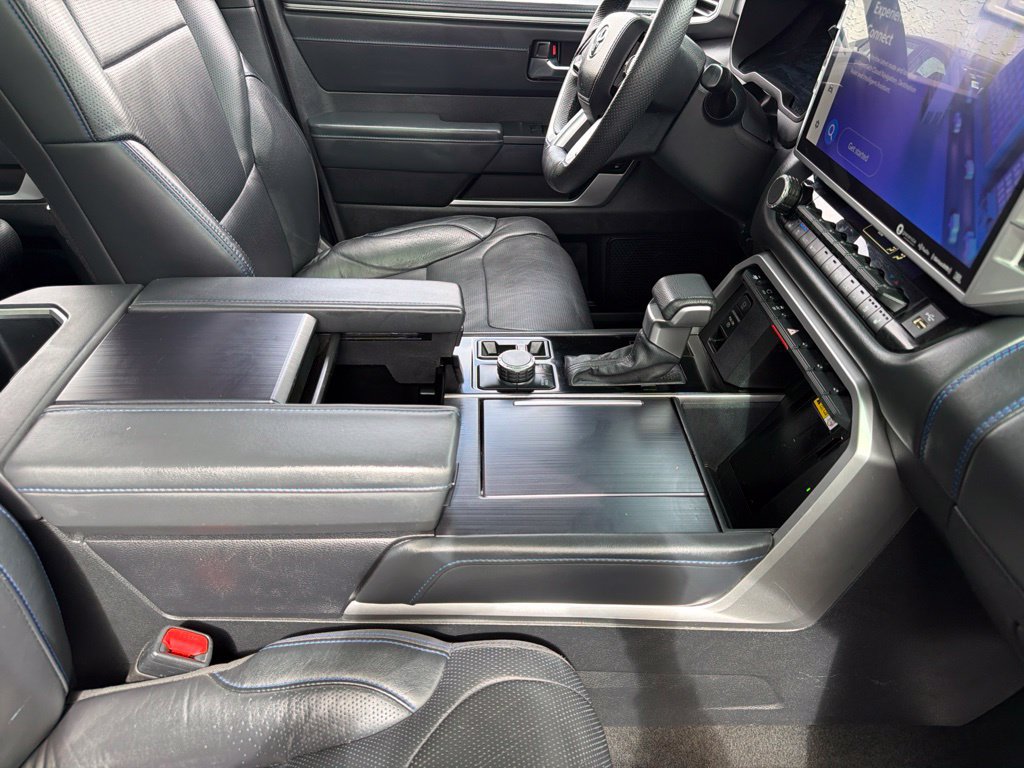Used 2023 Toyota Sequoia Platinum AWD/4WD image 21