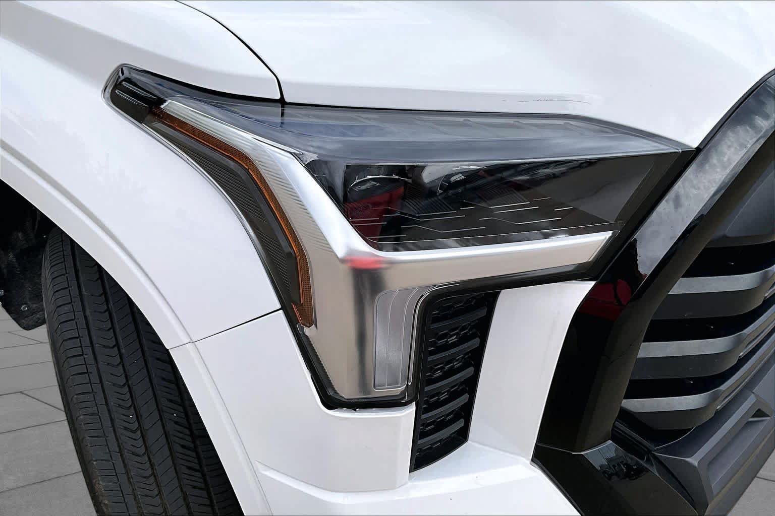 Used 2026 Toyota Tundra SR AWD/4WD image 25