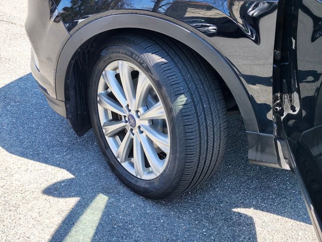 Used 2017 Ford Escape Titanium image 33