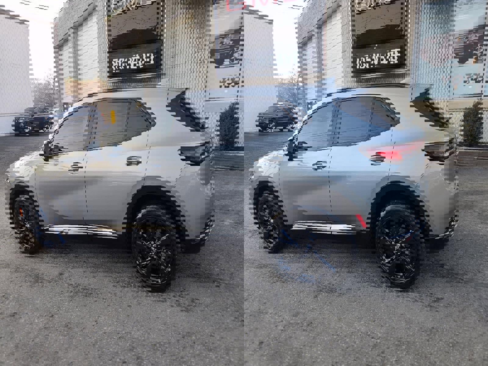 Certified 2023 Buick Envision Essence w/ Sport Touring Package image 7