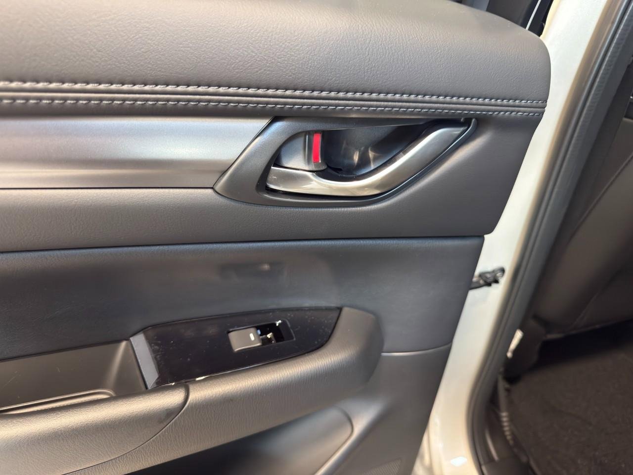 New 2025 MAZDA CX-5 AWD 2.5 S w/ Select Package image 19