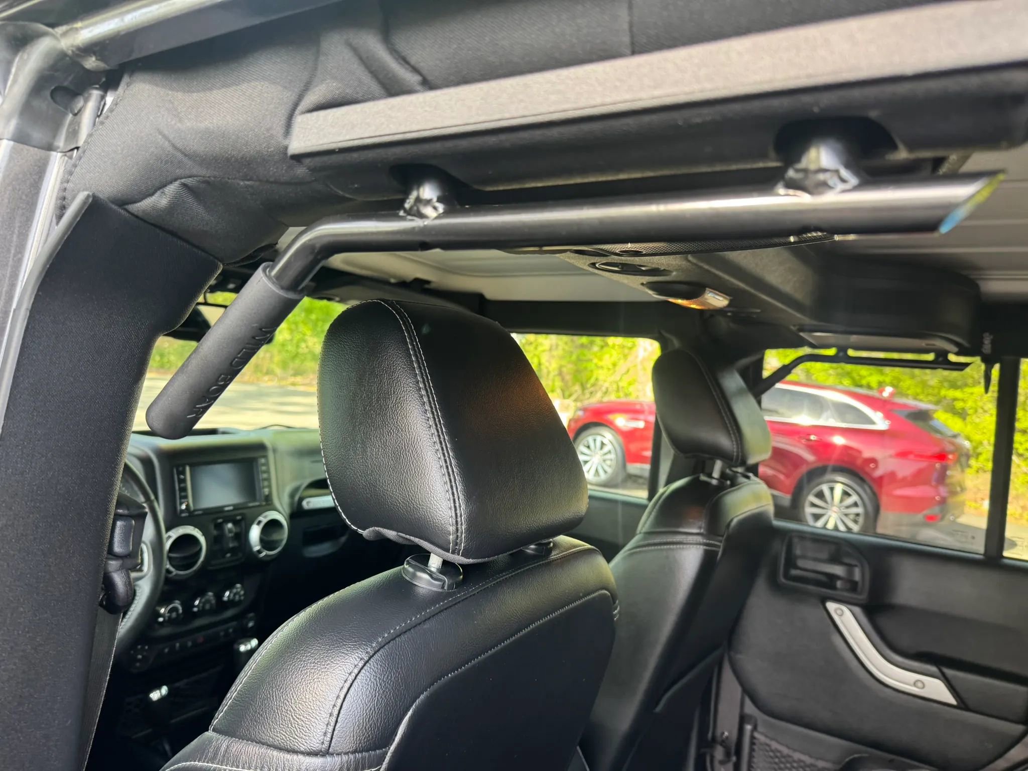 Used 2016 Jeep Wrangler Unlimited Rubicon image 21