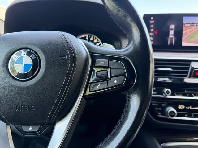 Used 2019 BMW 530e xDrive AWD/4WD image 28