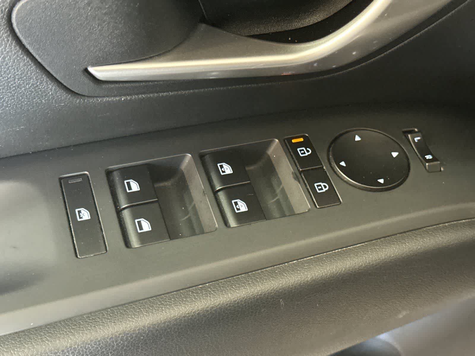 Used 2025 Hyundai Tucson SEL FWD image 14