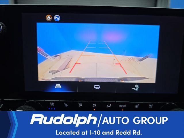 Used 2025 Chevrolet Colorado Z71 w/ Z71 Convenience Package 2 AWD/4WD image 23