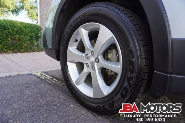 Used 2014 Subaru Outback 2.5i Limited w/ Moonroof Package AWD/4WD image 98