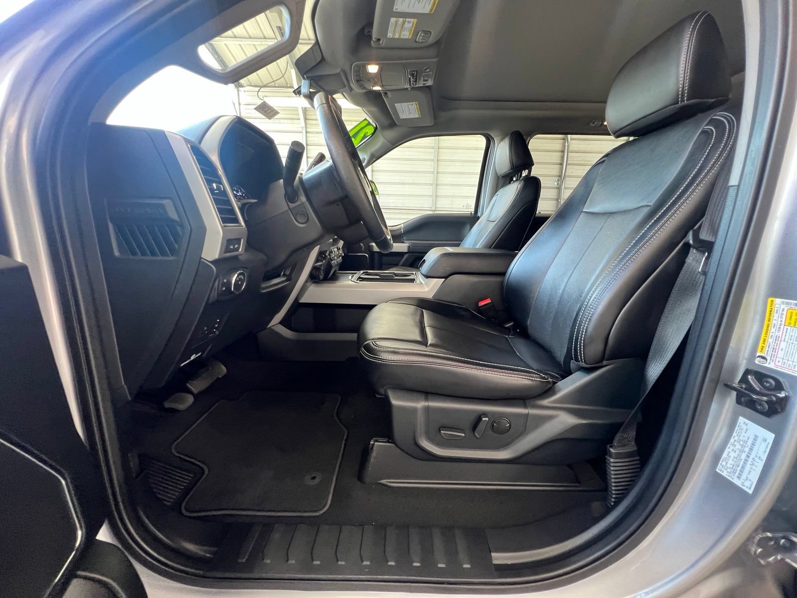 Used 2021 Ford F250 Lariat w/ Lariat Ultimate Package AWD/4WD image 13