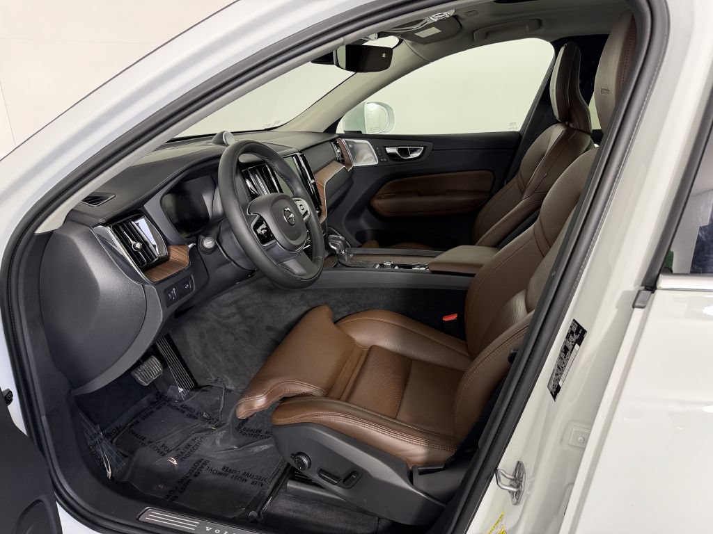 Used 2019 Volvo XC60 T6 Inscription AWD/4WD image 18